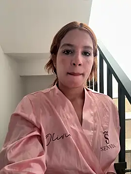 olivia_jass Adlı Modelin Canlı XXX Sohbeti