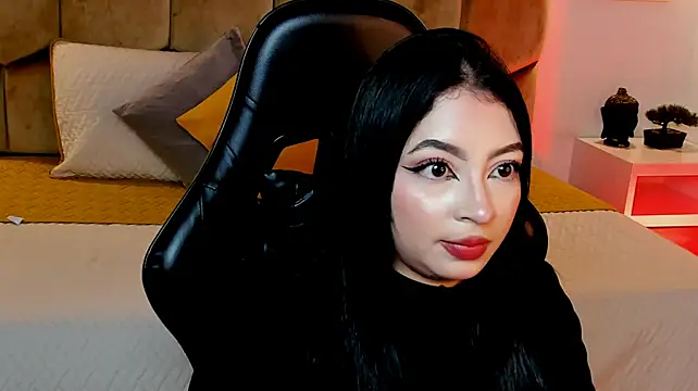 Sofia_LaurentJS Chat XXX live