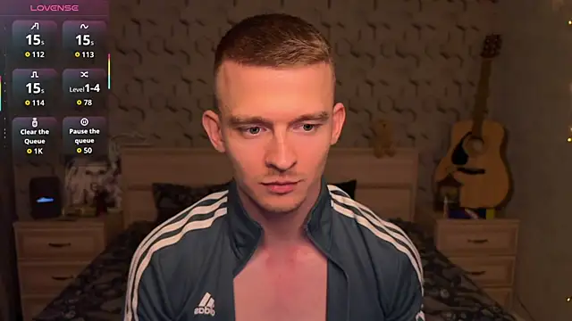 Marvelboy_ Adlı Modelin Canlı XXX Sohbeti