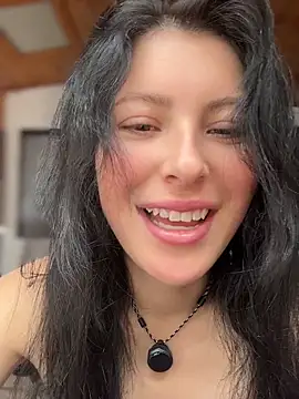 Chat +18 de GiuliaBianchi ao vivo