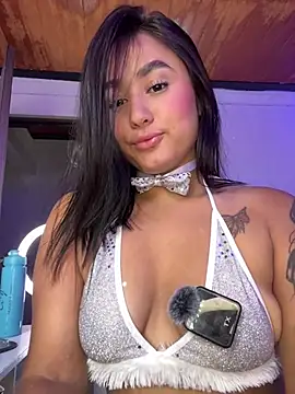 Brenda_Kiss_のライブXXXチャット