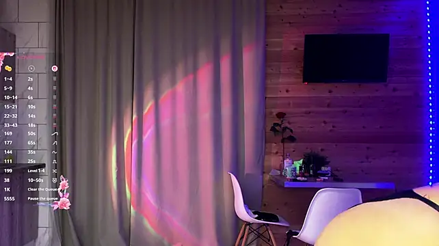 EvenSibilant Adlı Modelin Canlı XXX Sohbeti