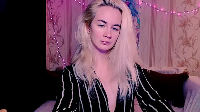 xxxcharismaaa 라이브 XXX 채팅