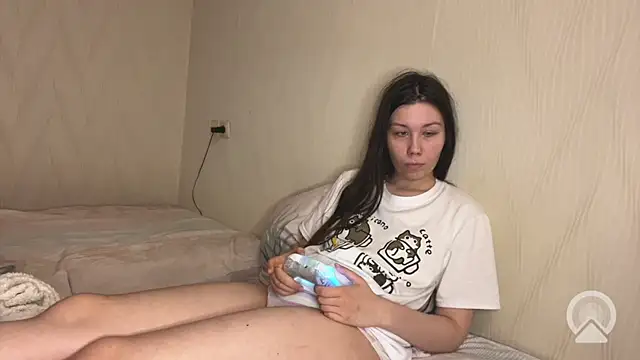 pink_pikachu_ Chat XXX in diretta