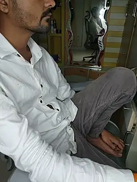 mavin_ লাইভ XXX চ্যাট