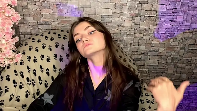 Živý XXX chat may_rollins