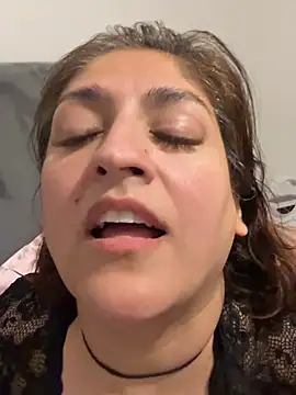 Spicy-Kareena 라이브 XXX 채팅