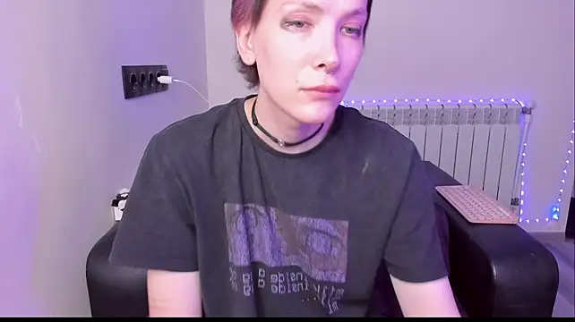 Lyricca Adlı Modelin Canlı XXX Sohbeti