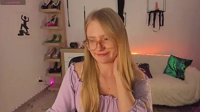 Chatroom XXX en direct de NancyHottie