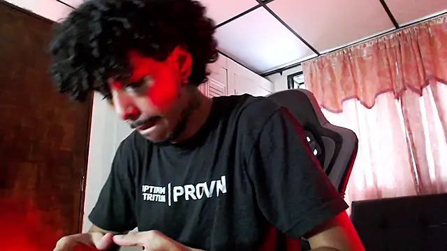 D3v1L88 Chat XXX in diretta