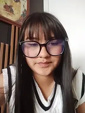 Chat XXX ao vivo de Emily-7