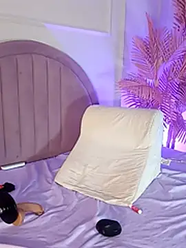 Corinabaker's Live XXX Chat