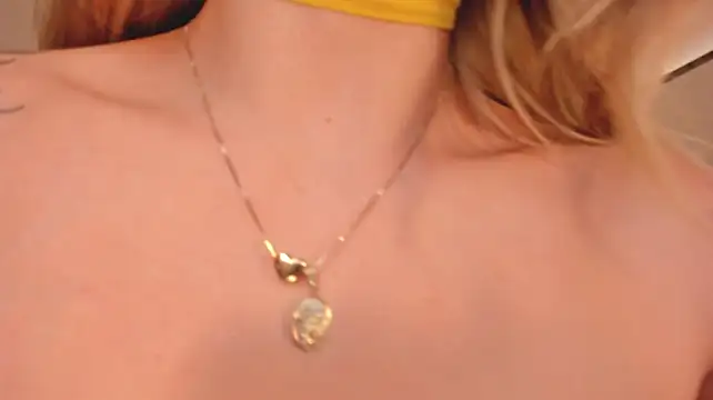 XXX chat uživo modela EveBensonX