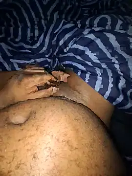 Black_Bold_Dickn Webbikameraesitys