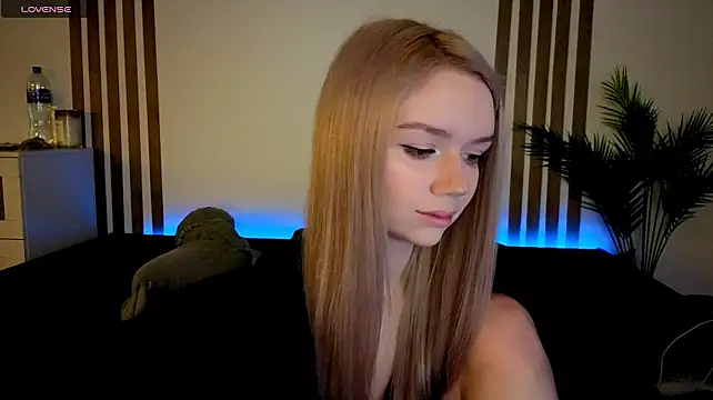 viyy Chat XXX live