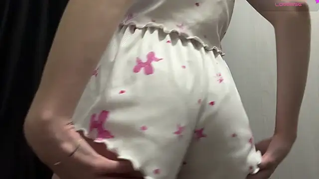 Živý XXX chat Babysmall_girl