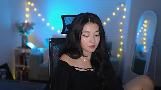 HannaRosie_ Adlı Modelin Canlı XXX Sohbeti