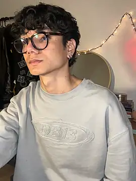 Chat XXX ao vivo de Phillicious__