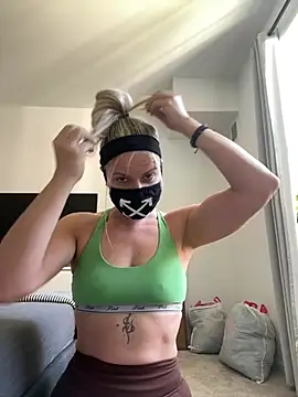 XXX chat uživo modela kokakolaXX