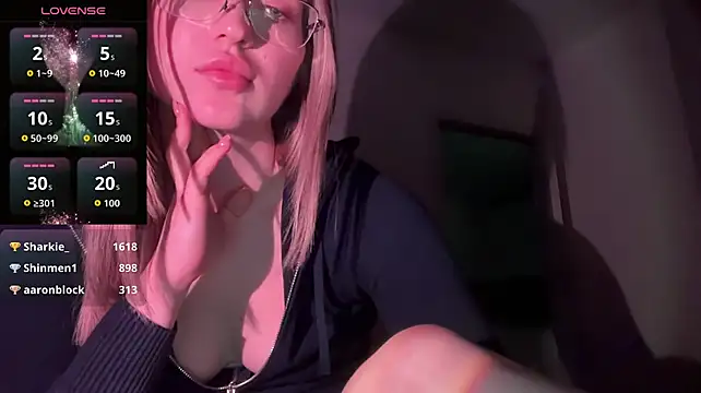 Chatroom XXX en direct de Fit_Queen__