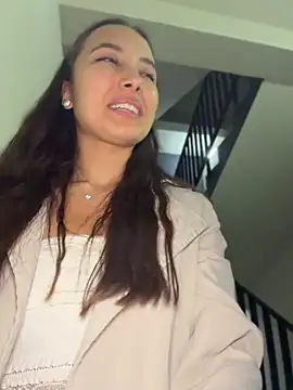 ICrazyOneIRL Live XXX-chat