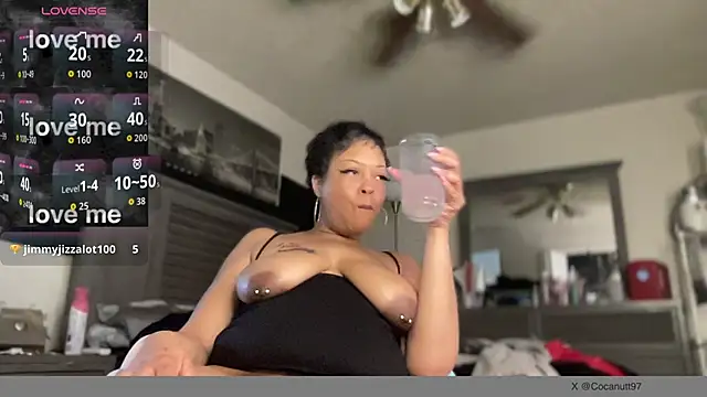 Chatroom XXX en direct de cocaNutt