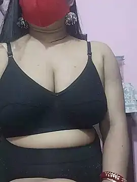 Hotpritid Adlı Modelin Canlı XXX Sohbeti