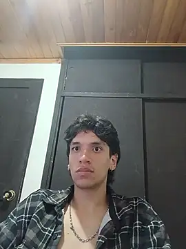 H3ll_B0Y_n Live XXX chat