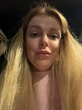 دردشة HarrietDart الجنسية المباشرة