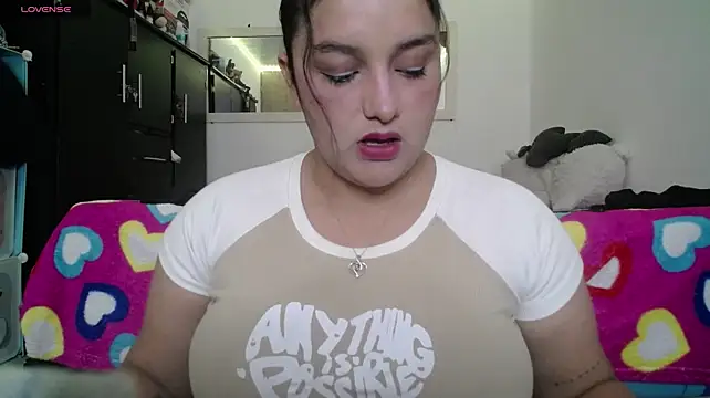 Chat +18 de Laurenkenner_ ao vivo