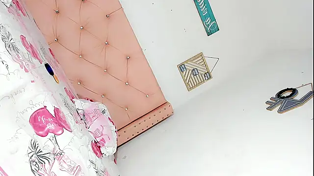 natt99x Adlı Modelin Canlı XXX Sohbeti