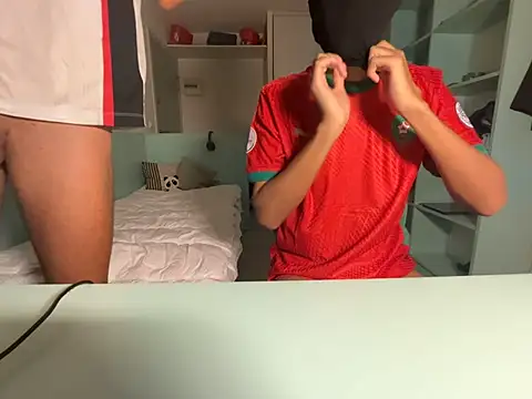 Rebeu_77 Pertunjukan Webcam