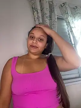 Chat +18 de julia_moreira ao vivo
