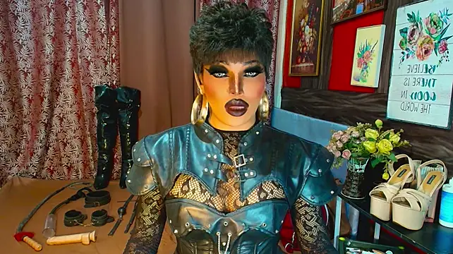 demonfuta Chat XXX live