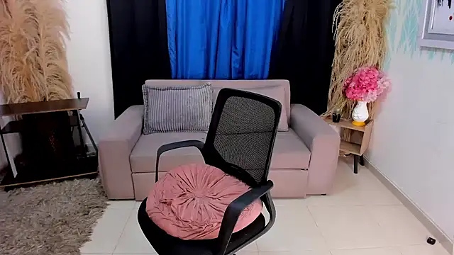 SofiaRivera1's Live XXX Chat