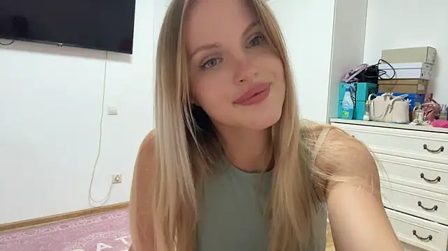 UnwedGristn Live XXX chat