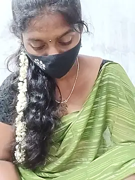 TamilAnuma's Live XXX Chat