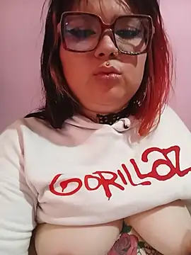 Chat +18 de Latina_Curvy2 ao vivo
