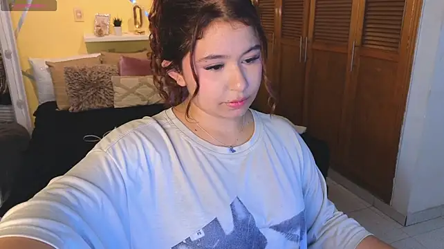 attenea_cutte live XXX chat