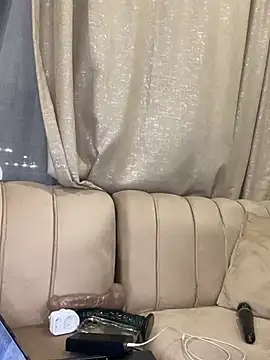 Chat XXX en directo de ZinaDomina