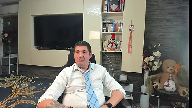 SpartacusDaddy48 Chat XXX live