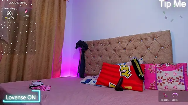 Chat +18 de NikyBrookss ao vivo