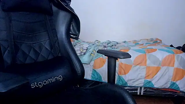 دردشة Tommy_Bred الجنسية المباشرة
