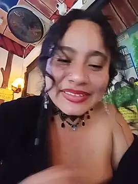 Yaya_paid live XXX chat