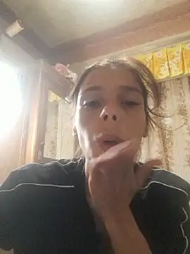 AnnaKissXX's Live XXX Chat