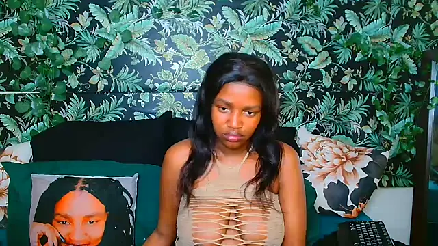 Chatroom XXX en direct de FAIRYBABE