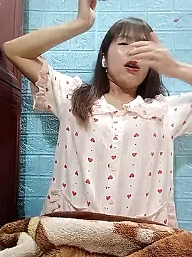 Онлайн чат XXX AmyLinee01