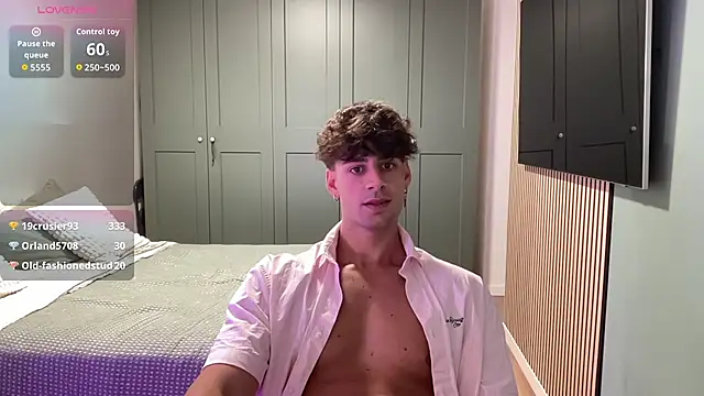 Živý XXX chat italianboy092