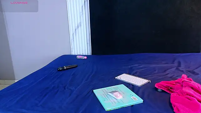 Danteandviolete_cr: онлайн-секс-чат