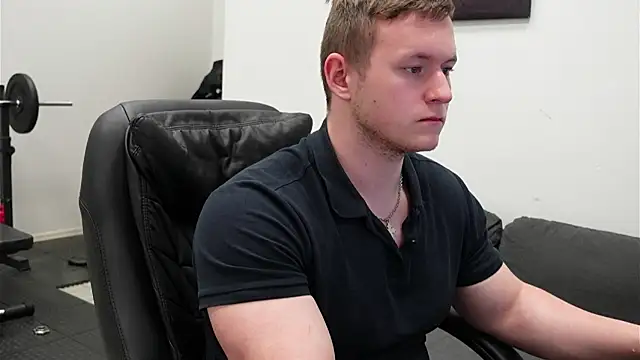 Živý XXX chat Richard_Dullas